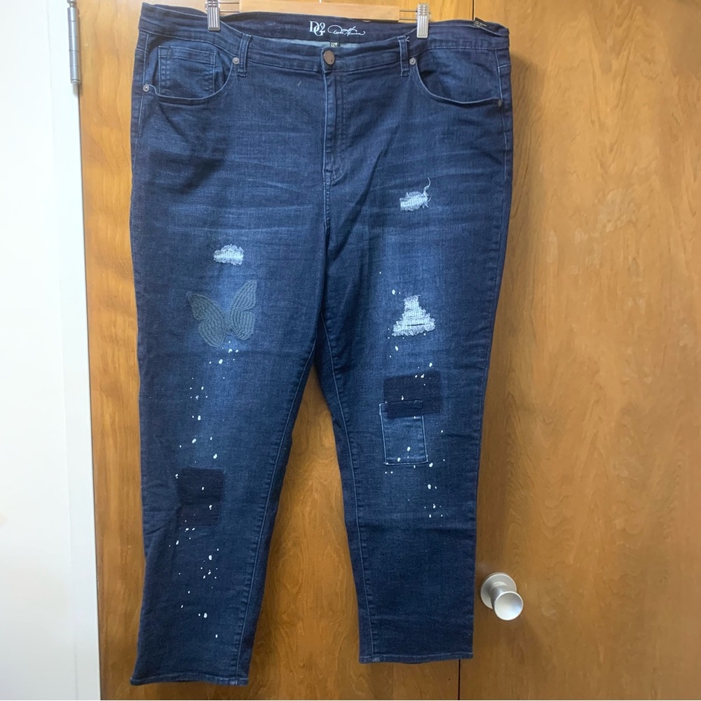 DG2 by Diane Gilman Butterfly Patch Dark Wash Jeans 22w